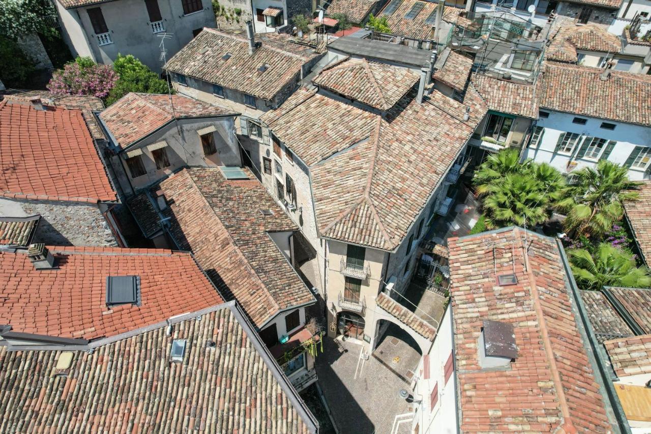 Steps From The Lake - Charme In The Inner City Desenzano del Garda Buitenkant foto